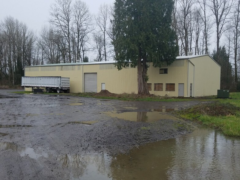 215 Dike Access Rd, Woodland, WA 98674