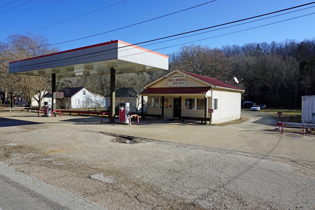 329 Pine St, Steelville, MO for sale Building Photo- Image 1 of 1