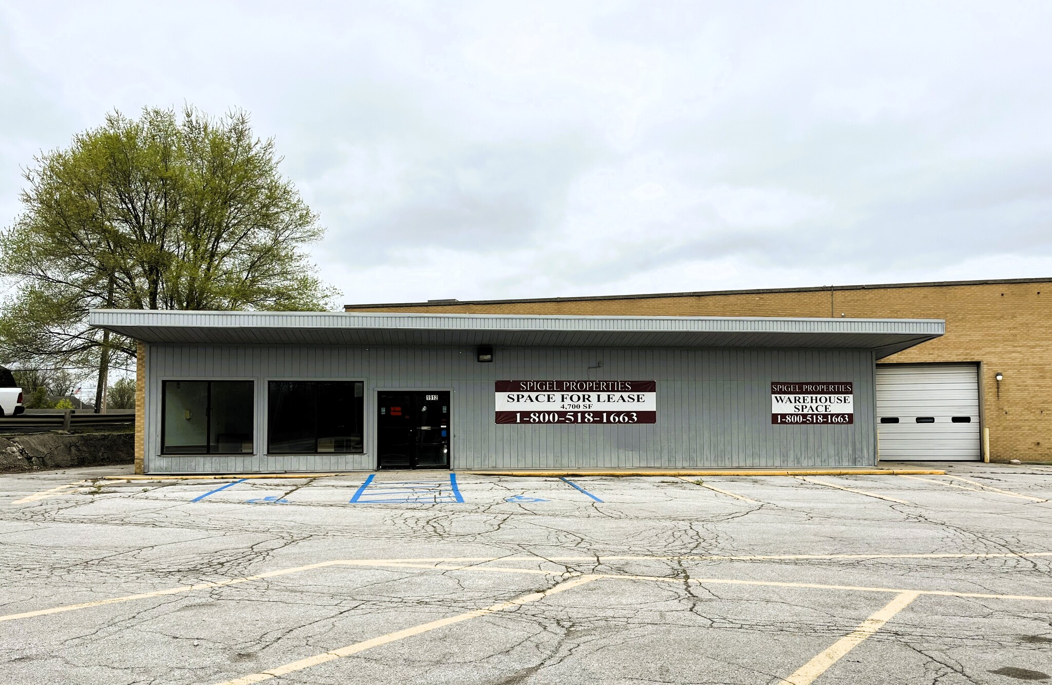 1835-1944 Bluffton Rd, Fort Wayne, IN for lease Building Photo- Image 1 of 1