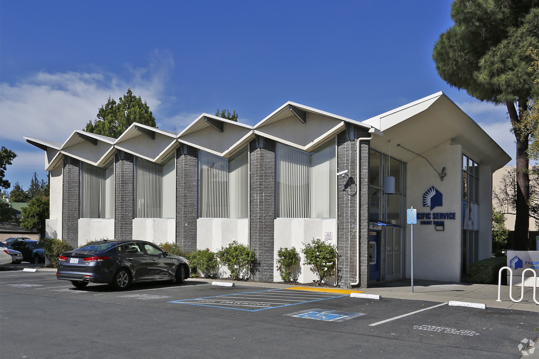 2051 Contra Costa Blvd, Pleasant Hill, CA for lease Building Photo- Image 1 of 6