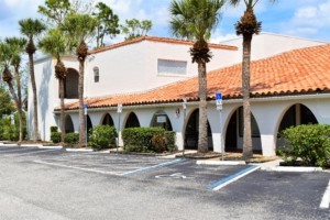 2431 Aloma Ave, Winter Park, FL for lease - Building Photo - Image 1 of 8