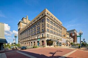 Washington Trust Bldg - Retail Space
