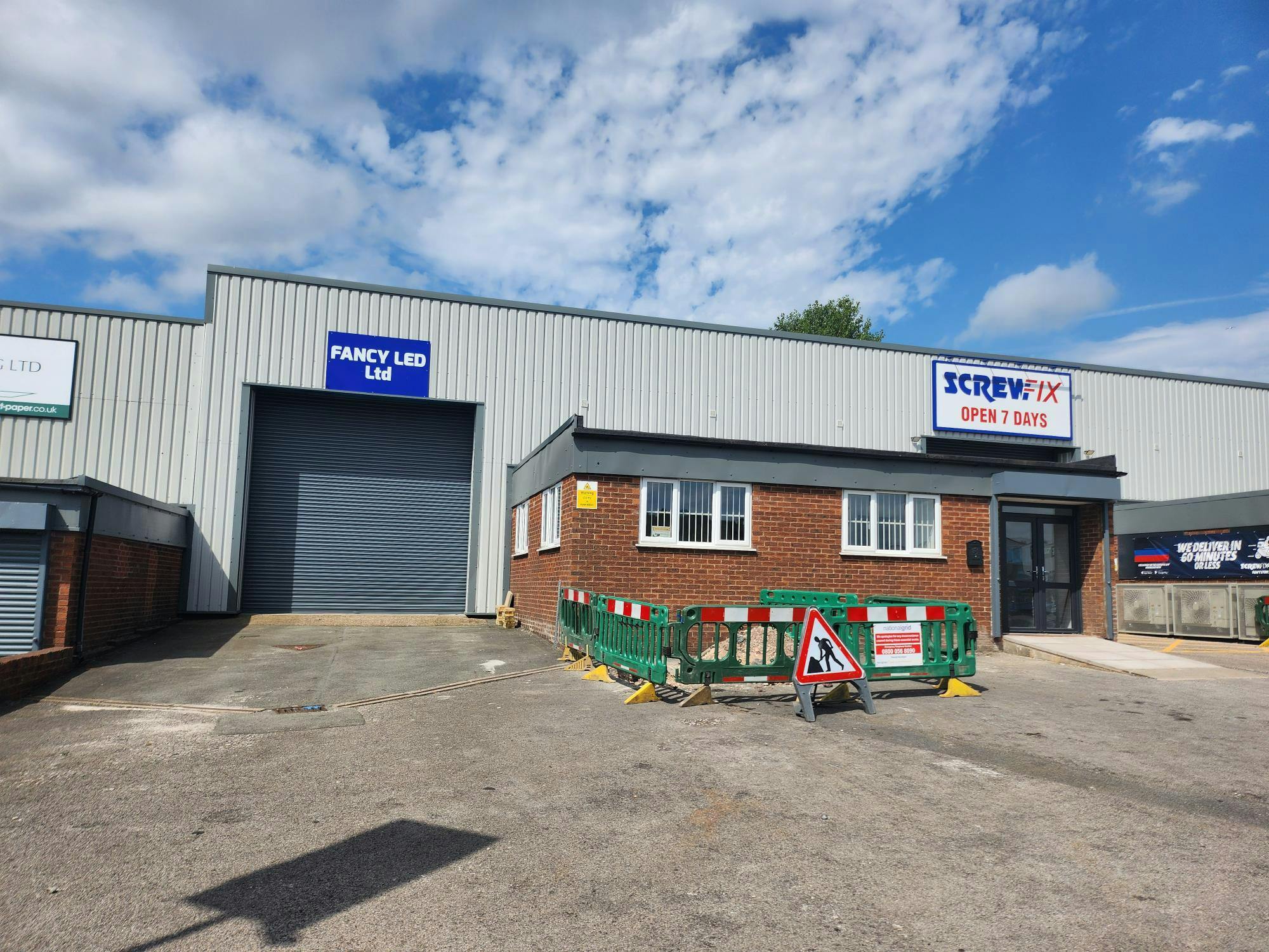 Sneyd Hill, Stoke On Trent for lease Building Photo- Image 1 of 3