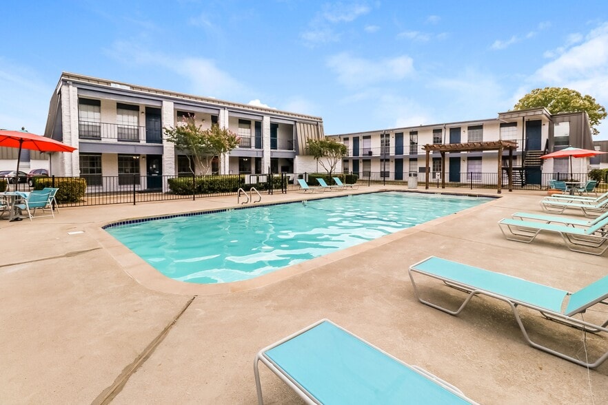 3300-3310 E Rancier Ave, Killeen, TX for sale - Building Photo - Image 2 of 30