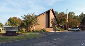 More details for 555 SW Maynard Rd, Cary, NC - Specialty for Sale