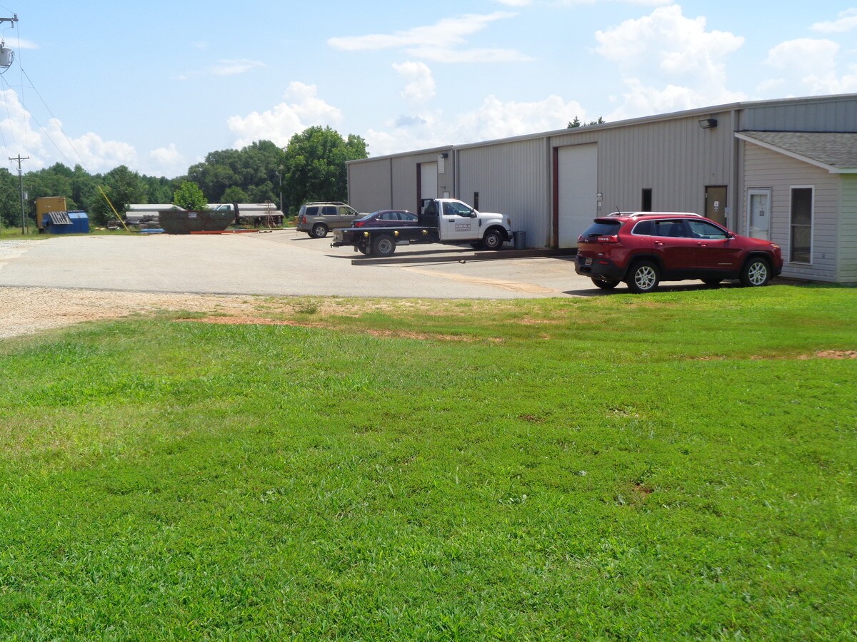 685 Monitor Dr, Anderson, SC 29626