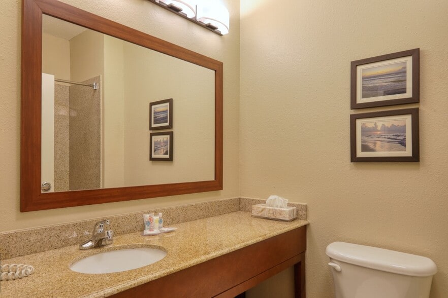 7800 Memorial Blvd, Port Arthur, TX for sale - Interior Photo - Image 2 of 15