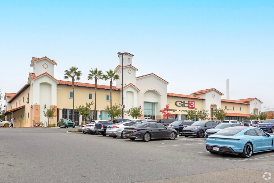 1440 E Champlain Dr, Fresno, CA for sale - Primary Photo - Image 1 of 1