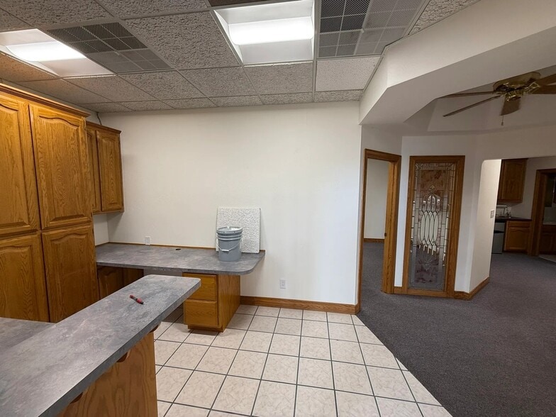 2855 E Brown Rd, Mesa, AZ for lease - Interior Photo - Image 3 of 11