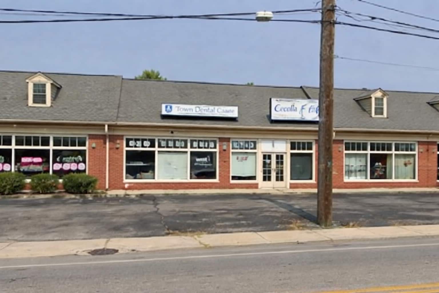 2115-2125 W Main St, Norristown, PA for lease Interior Photo- Image 1 of 3