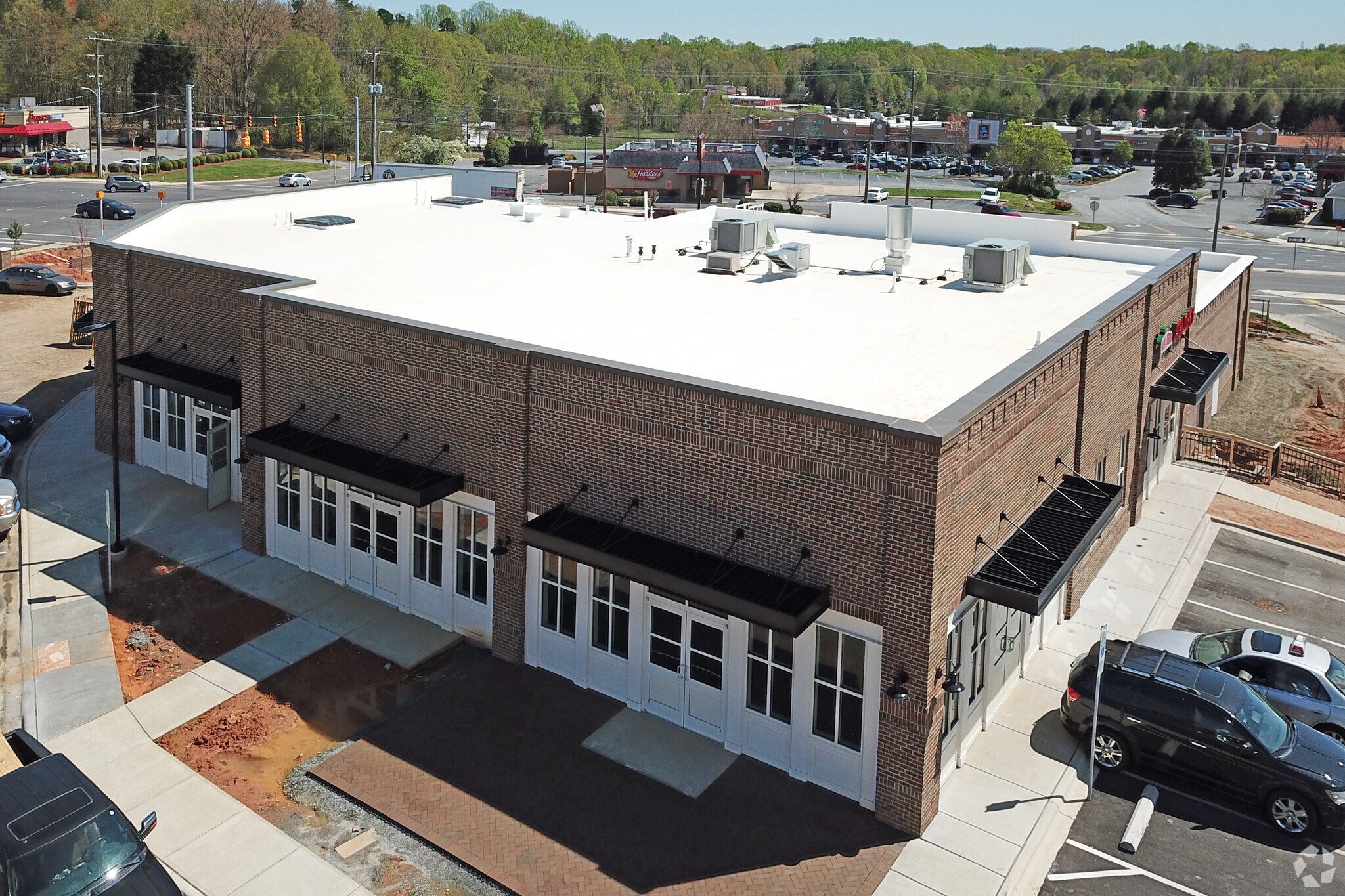 803809 S Main St, Kernersville, NC 27284 Retail for Lease