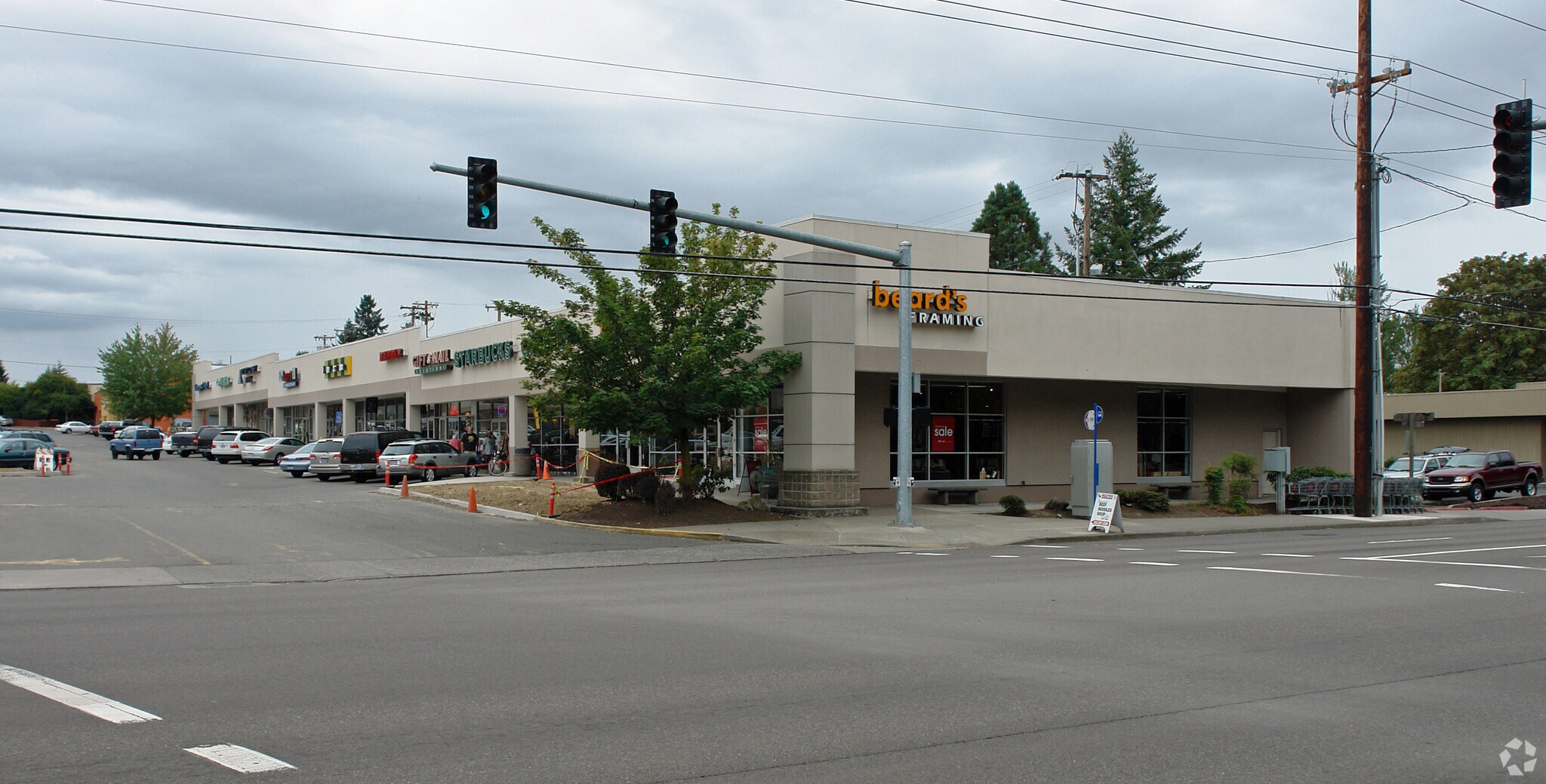 4717-4835 SW 77th Ave, Portland, OR for sale Primary Photo- Image 1 of 1