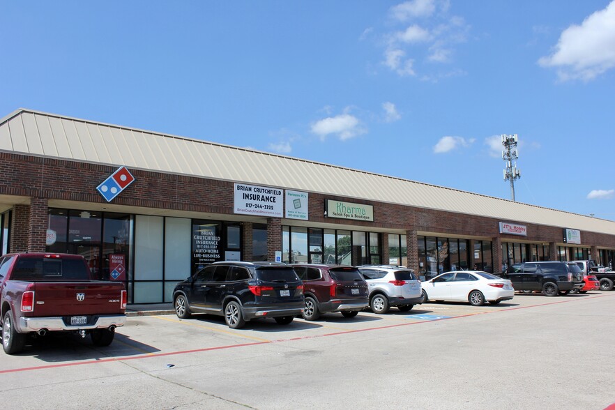 8808 Camp Bowie Blvd W, Fort Worth, TX for lease - Building Photo - Image 2 of 6