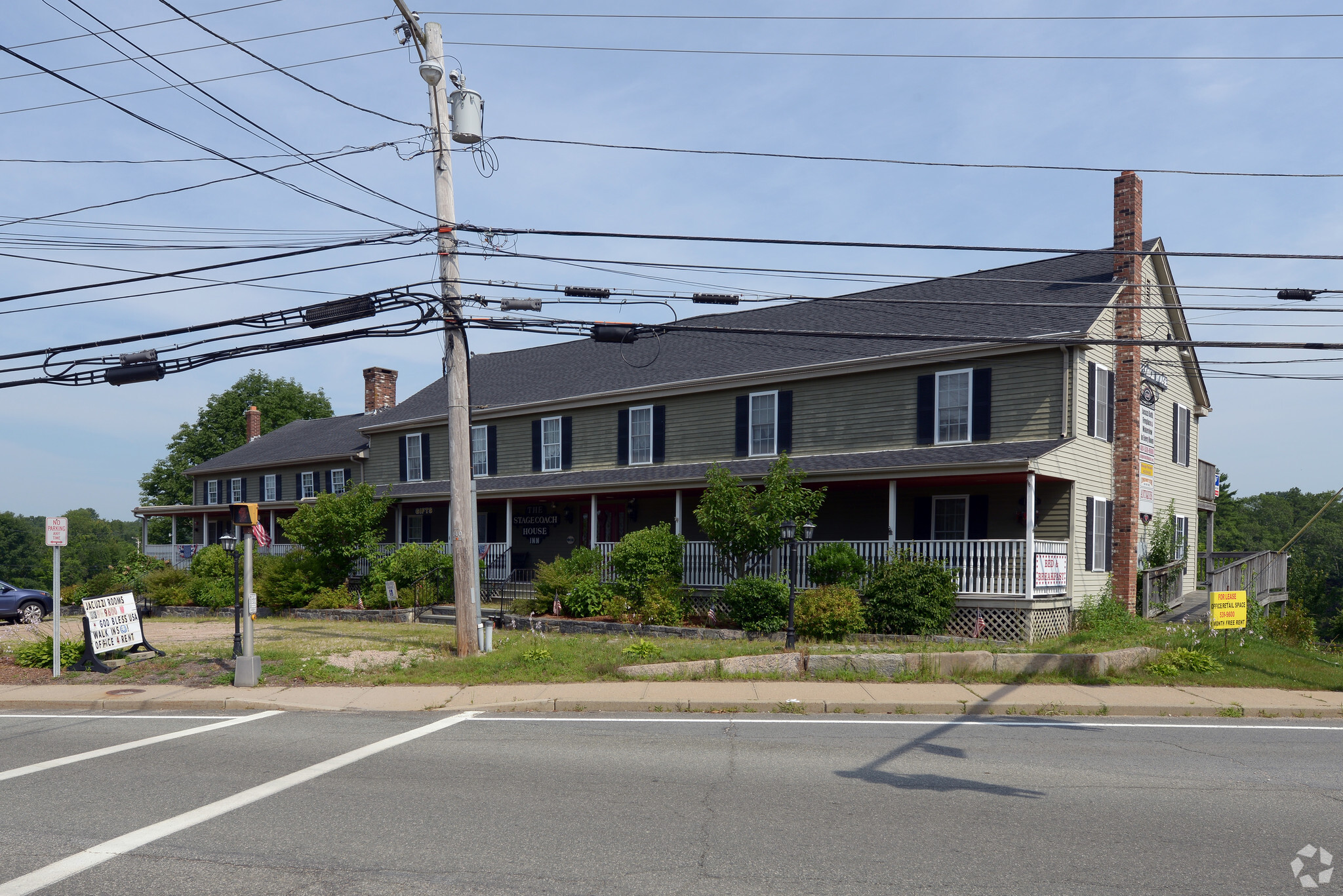 1136 Main St, Wyoming, RI for sale Primary Photo- Image 1 of 1