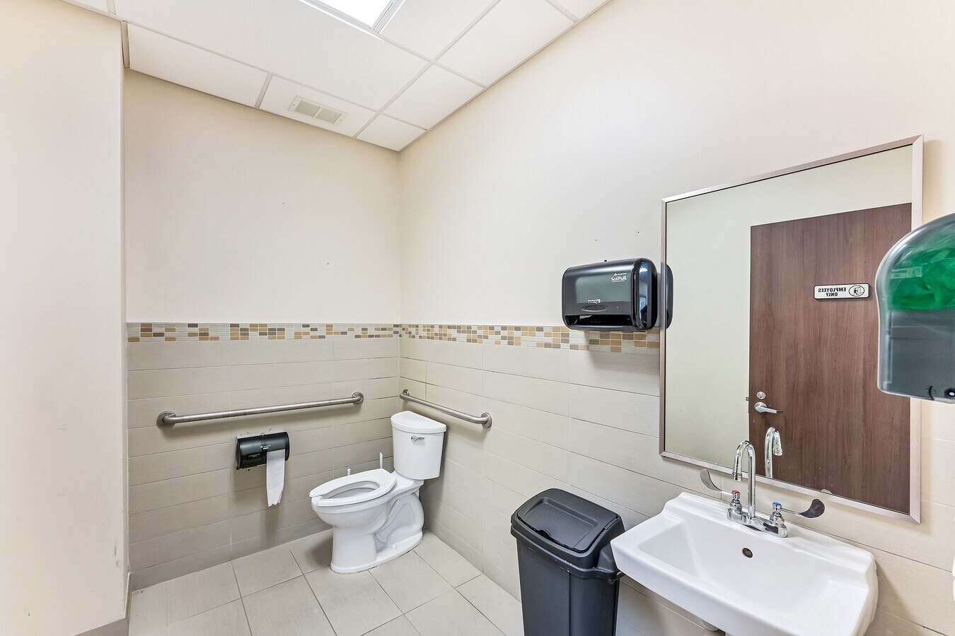 709 W Bailey Boswell Rd, Saginaw, TX 76179 Office for Sale