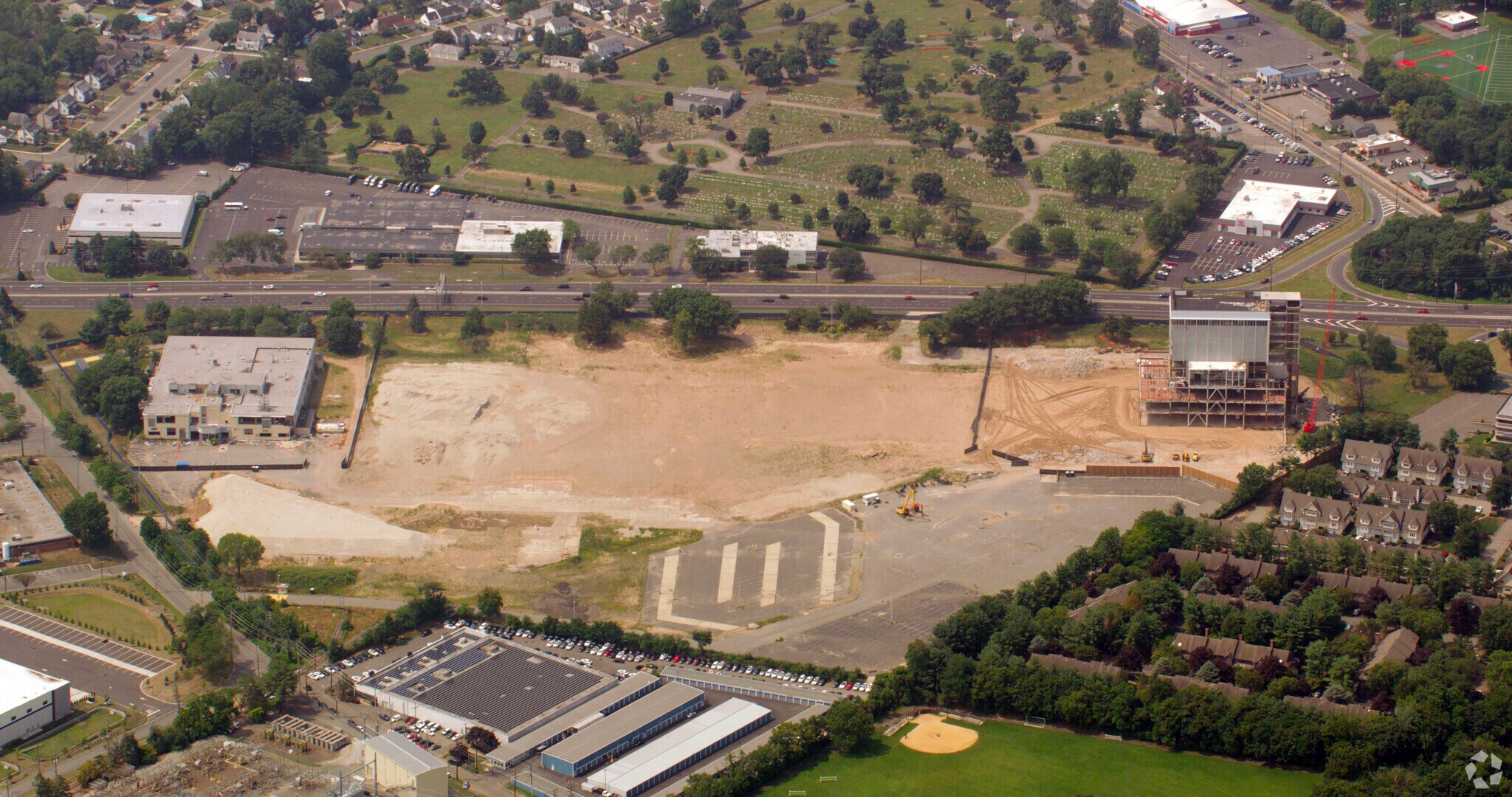 22-11 NJ Route 208, Fair Lawn, NJ for lease Building Photo- Image 1 of 2