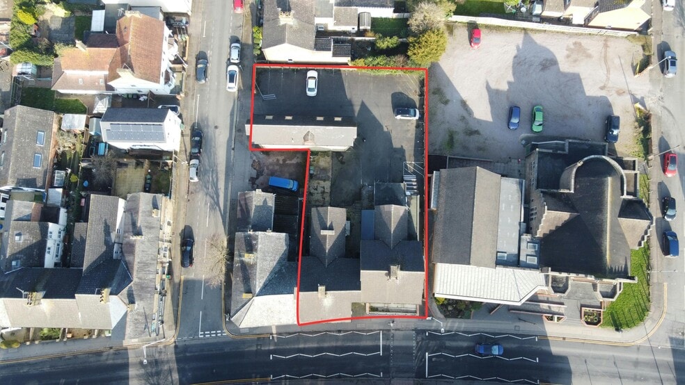 63-65, 67 & 69 Oundle Road portfolio of 3 properties for sale on LoopNet.com - Building Photo - Image 3 of 11