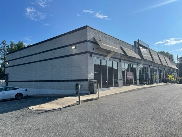 4916 Arthur Kill Rd, Staten Island, NY for sale - Building Photo - Image 1 of 1