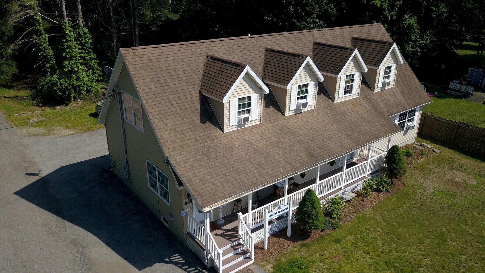 114 Main St, Oxford, MA 01540