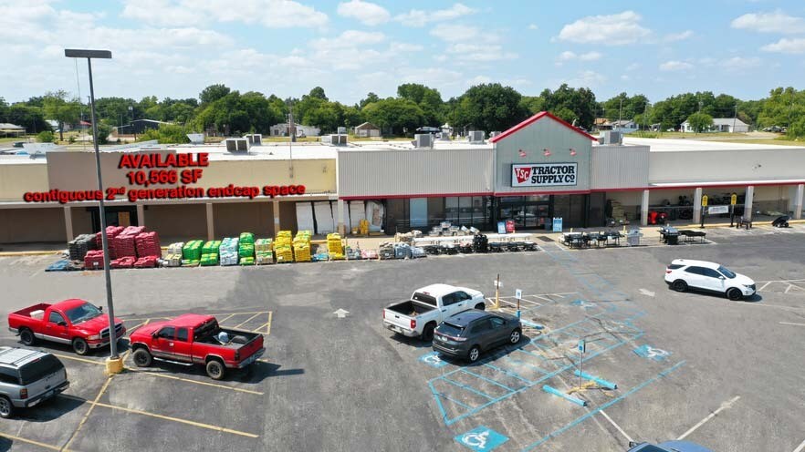 106 S Red River Expy, Burkburnett, TX for sale Building Photo- Image 1 of 1