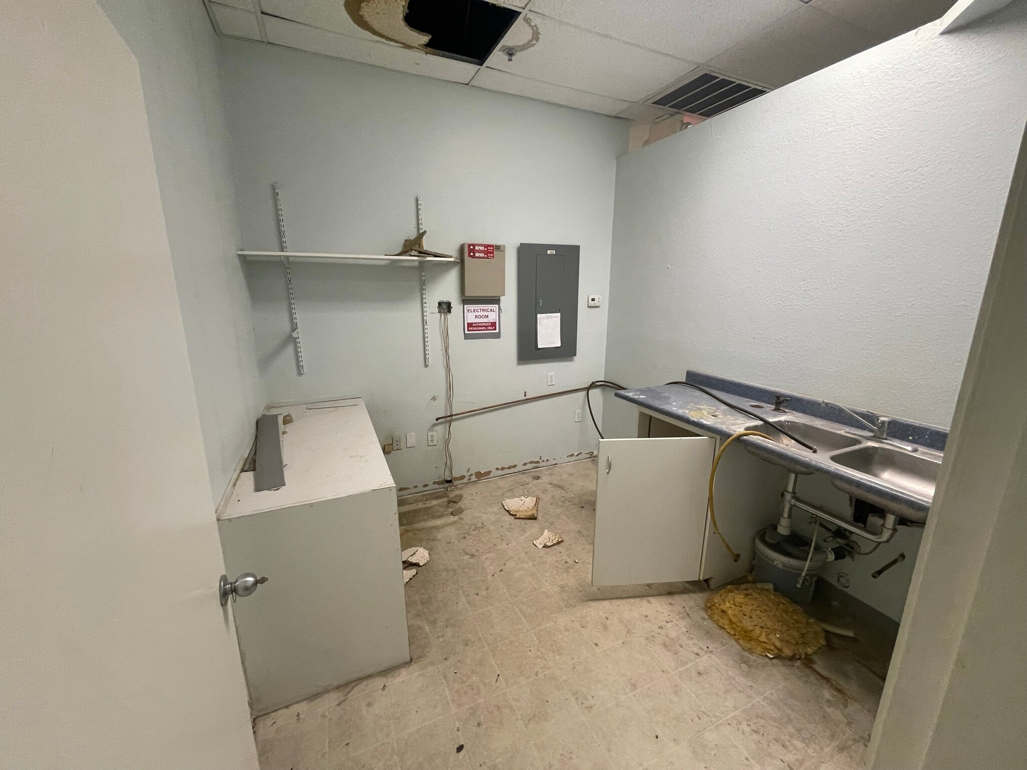 4440 E Washington Ave, Las Vegas, NV for lease Building Photo- Image 1 of 29