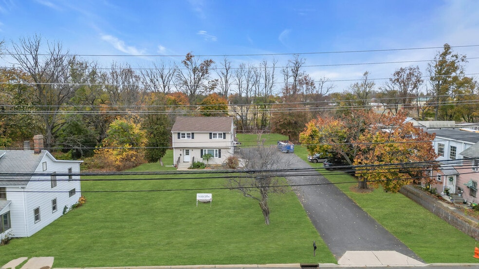 369 W Main St, Freehold, NJ for sale - Building Photo - Image 3 of 12