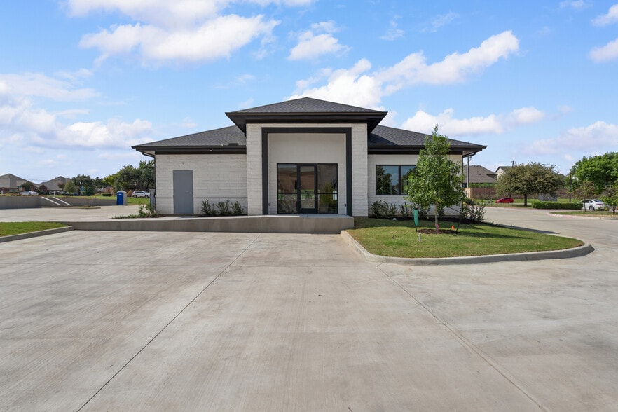 8056 Precinct Line Rd, Colleyville, TX for sale - Building Photo - Image 2 of 11