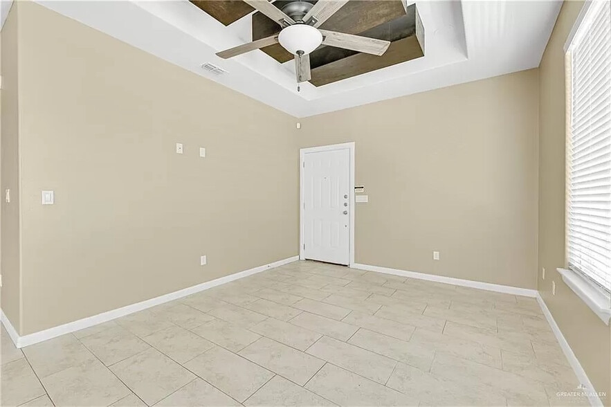 2212 N Mojave, Edinburg, TX for sale - Building Photo - Image 3 of 14