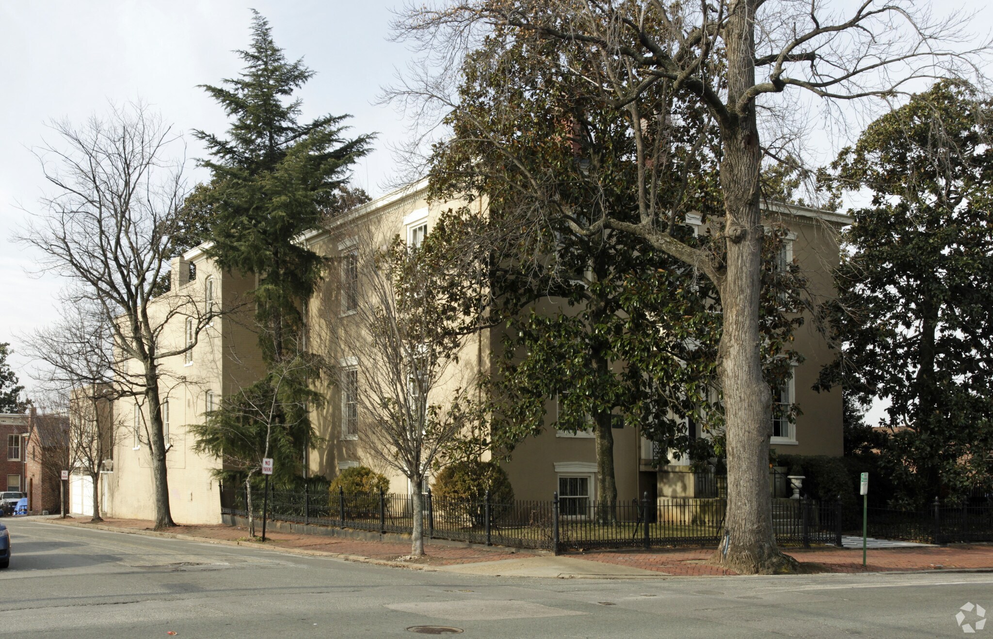 1 W Main St, Richmond, VA 23220 Ellen Glasgow House