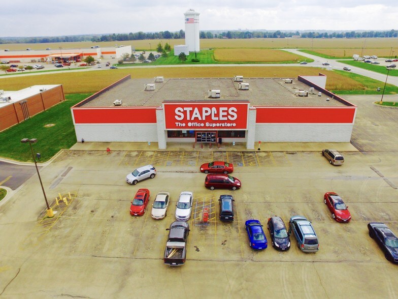 1201 Charleston Ave E, Mattoon, IL for sale - Building Photo - Image 1 of 1