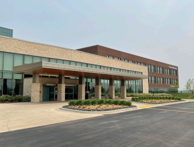 12500 Aurora Dr, Pleasant Prairie, WI for lease - Building Photo - Image 1 of 5