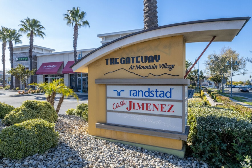 1520 N Mountain Ave, Ontario, CA for lease - Building Photo - Image 2 of 5