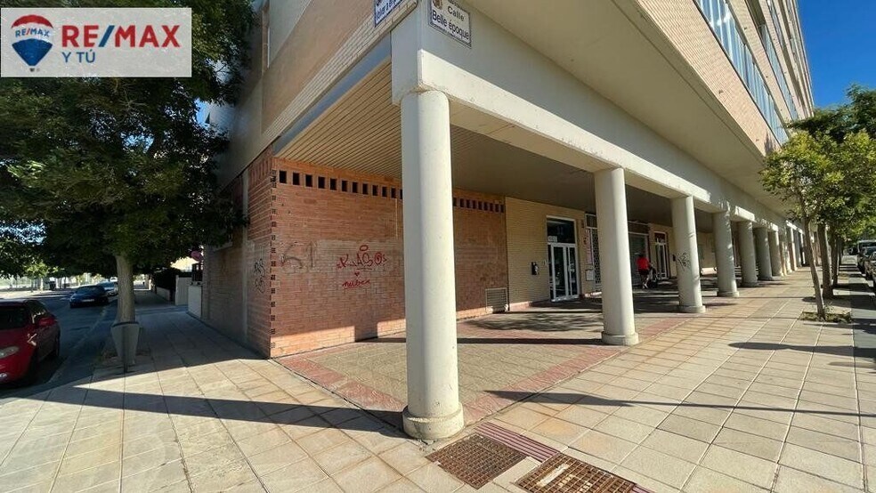 Office in Zaragoza, Zaragoza for lease - Building Photo - Image 3 of 6