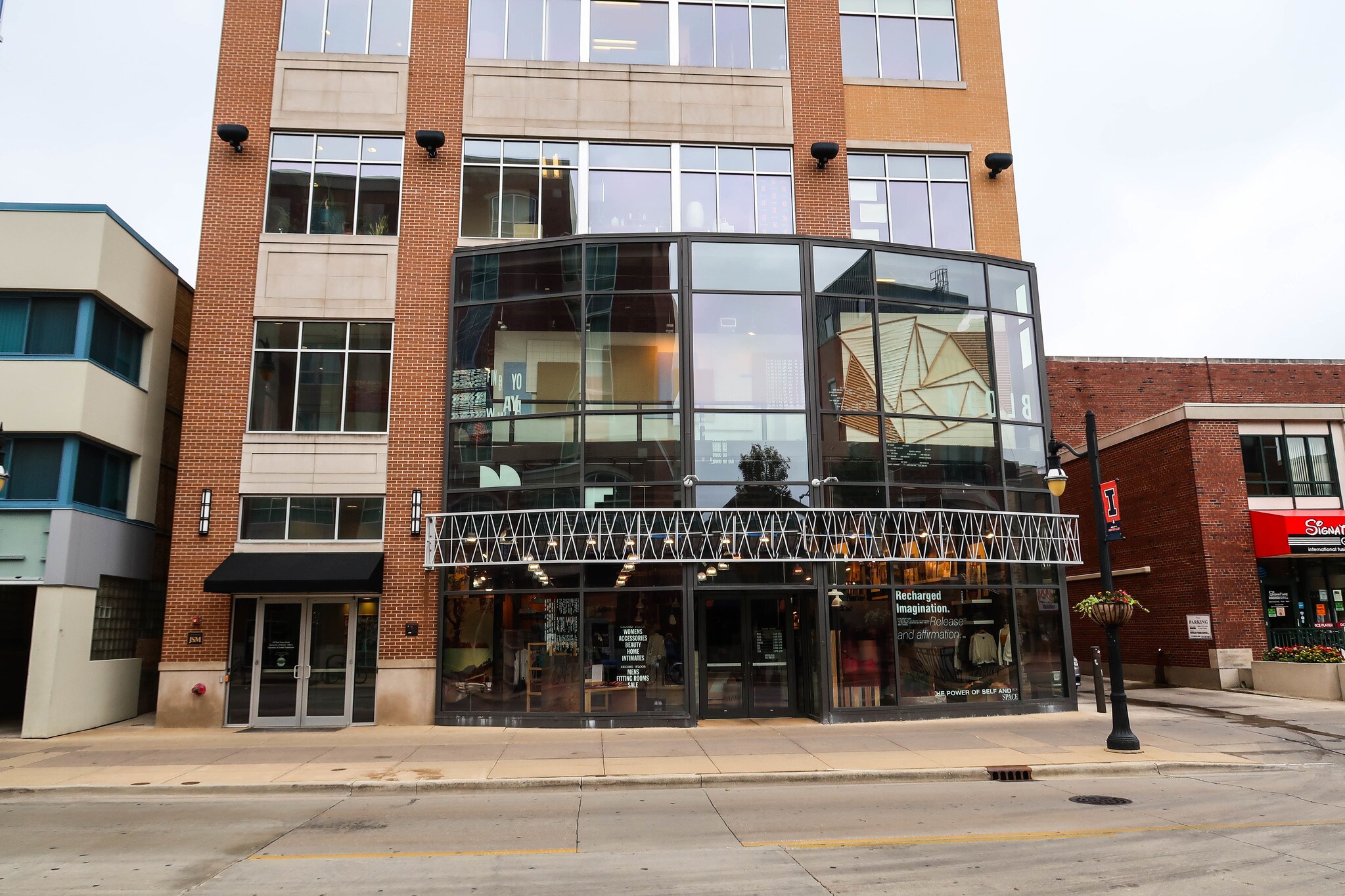 507 E Green St, Champaign, IL for sale Primary Photo- Image 1 of 1