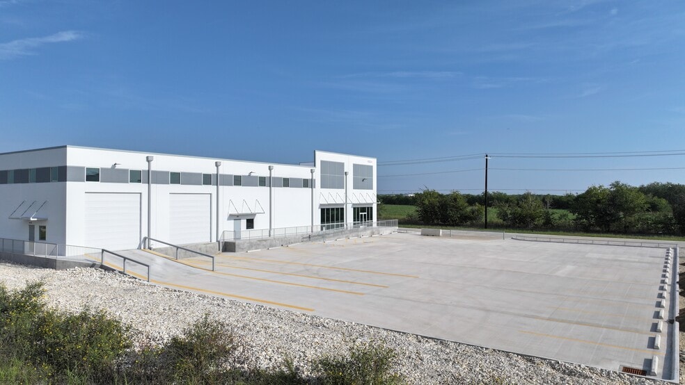 12522 FM 1625, Creedmoor, TX for sale - Building Photo - Image 3 of 13