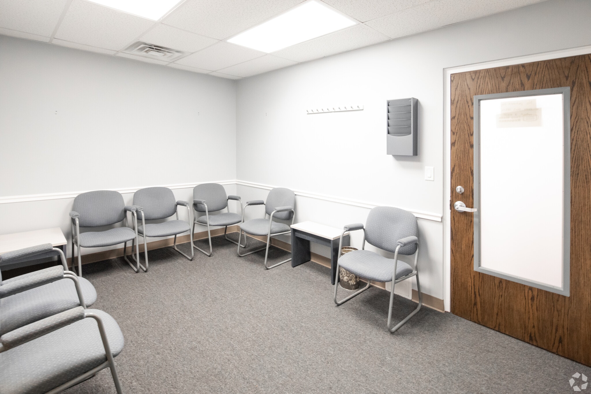 165 N Village Ave, Rockville Centre, NY for lease Interior Photo- Image 1 of 4