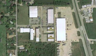 More details for 903 Industrial St, Clute, TX - Industrial for Lease