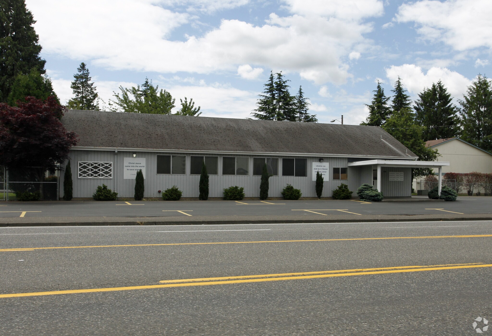 680 NE Division St, Gresham, OR for sale Primary Photo- Image 1 of 1