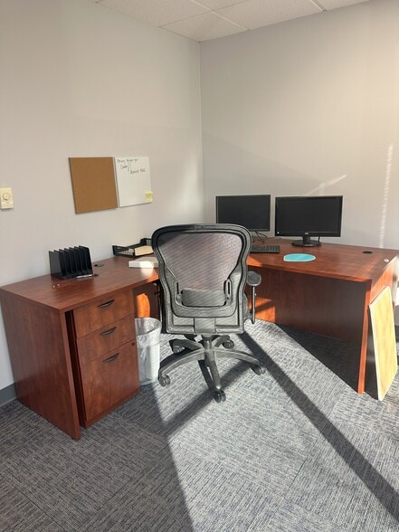 3918 Prosperity Ave, Fairfax, VA for lease - Interior Photo - Image 2 of 11