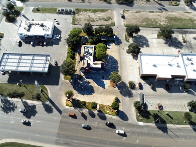 5106 Mcpherson Rd, Laredo, TX for sale - Primary Photo - Image 1 of 1