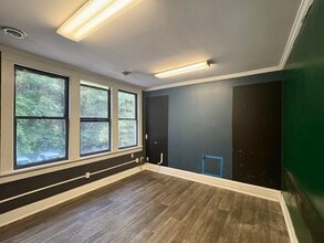 674 Myrtle St NE, Atlanta, GA for lease Building Photo- Image 1 of 7