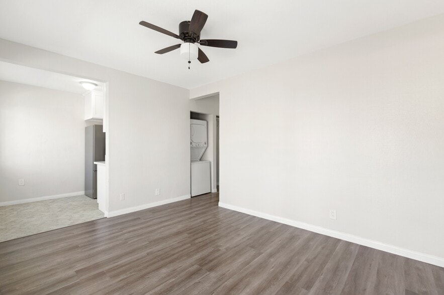 4421 Wall St, Los Angeles, CA for sale - Building Photo - Image 2 of 12