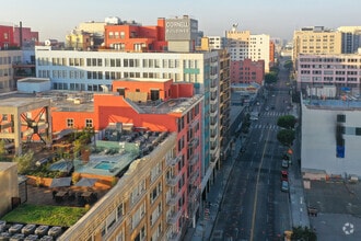 730 S Los Angeles St, Los Angeles, CA - AERIAL  map view