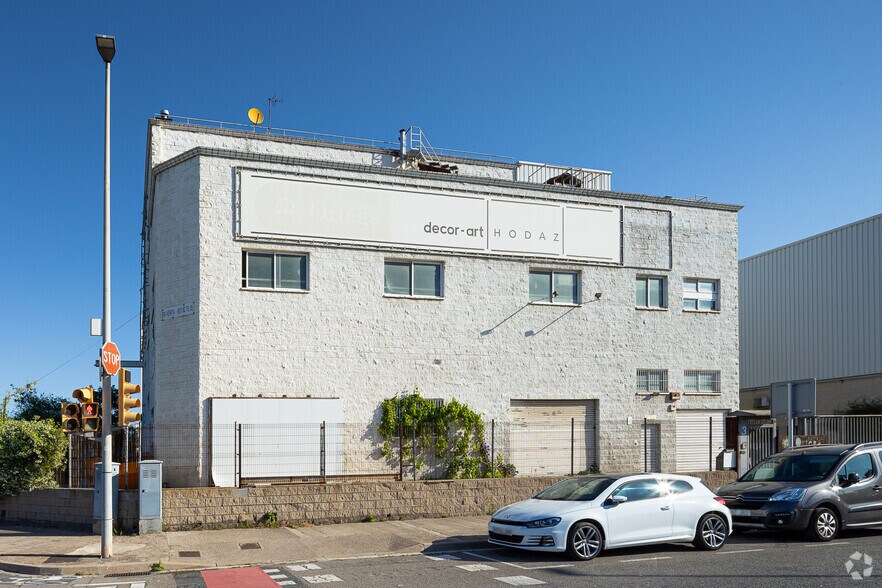 Industrial in Sant Feliu de Llobregat, Barcelona for sale - Building Photo - Image 2 of 10