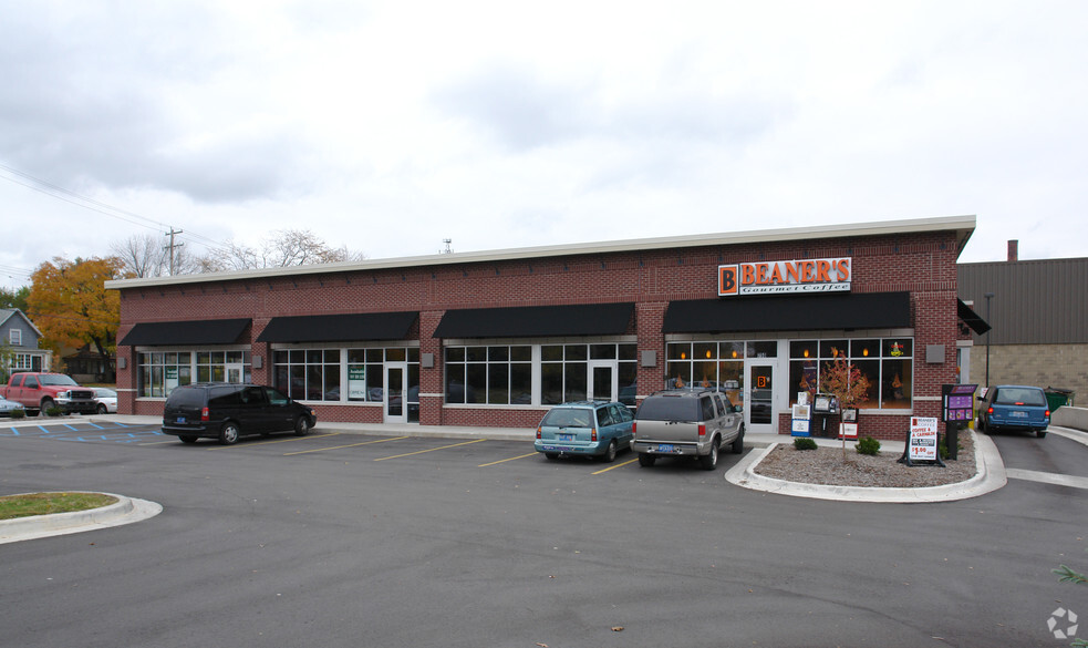 750 N Cedar St, Lansing, MI for lease - Building Photo - Image 1 of 10