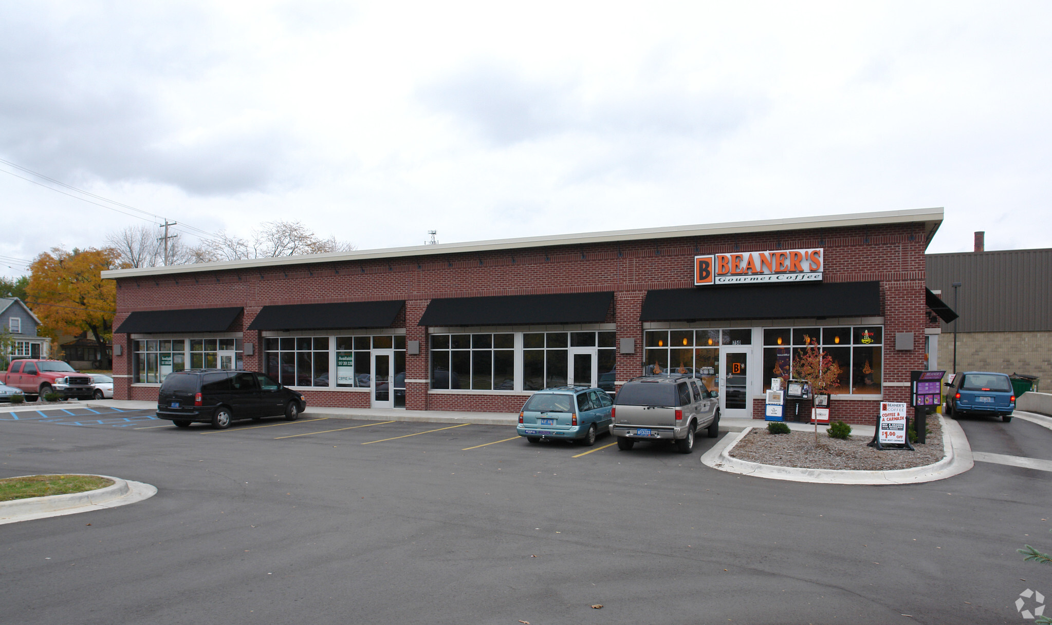 750 N Cedar St, Lansing, MI for lease Building Photo- Image 1 of 11