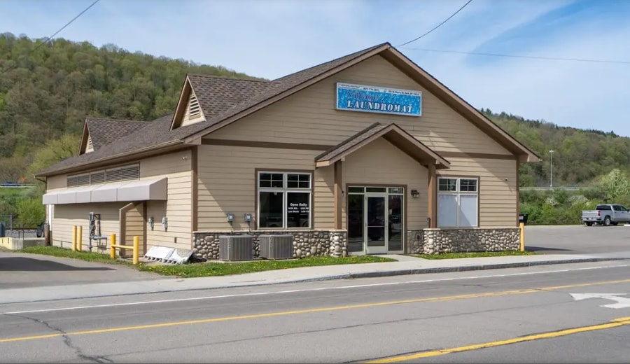 369 W Morris St, Bath, NY for sale Primary Photo- Image 1 of 4