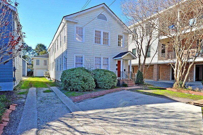 11 Smith St, Charleston, SC 29401