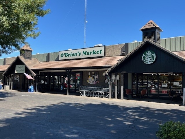 839-921 W Roseburg Ave, Modesto, CA for lease Building Photo- Image 1 of 7