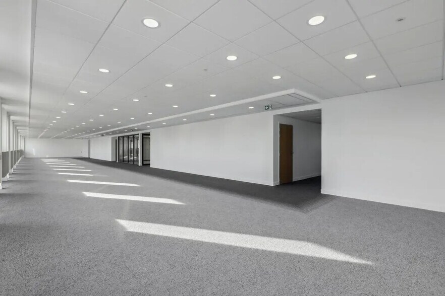 21 Rue Des Ardennes, Paris for lease - Building Photo - Image 1 of 34